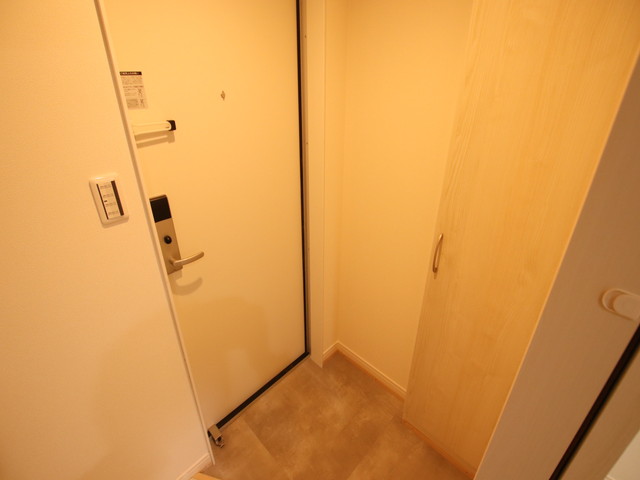 ROBOT HOUSE 尼崎の玄関写真