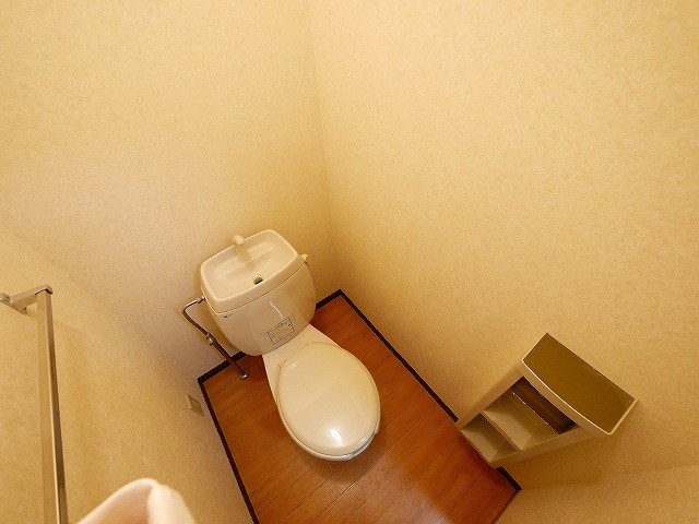 トイレ　コンパクトで使いやすいトイレです