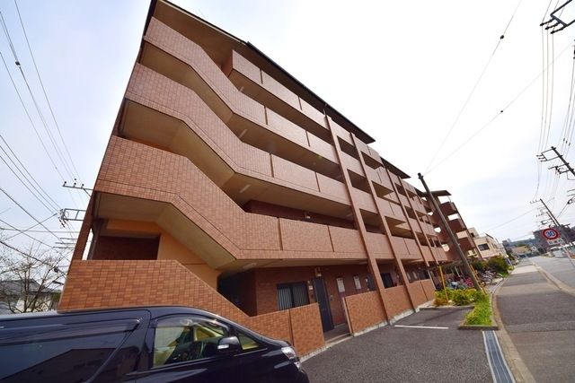 建物外観　★お部屋探しは、タウンハウジング多摩センター店へ★
