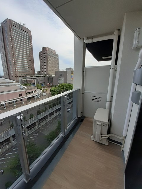 バルコニー