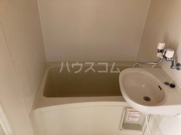 グロリアスIIの風呂写真
