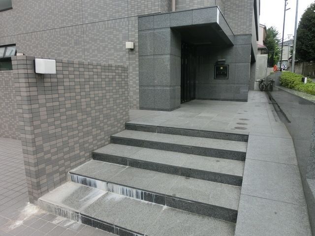 エントランス　エントランス