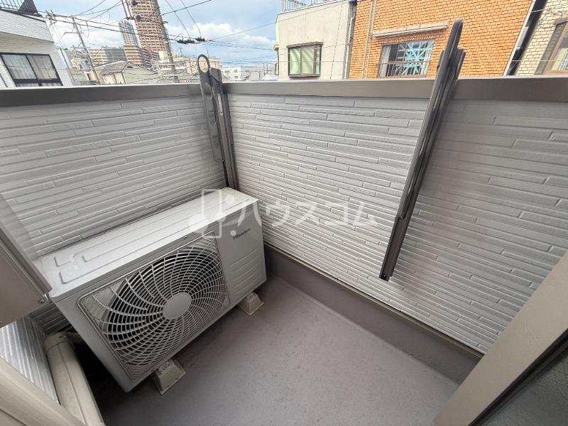 大阪市大正区 3階建 築1年の内装写真