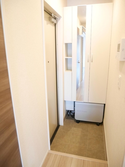 玄関　１０１　玄関