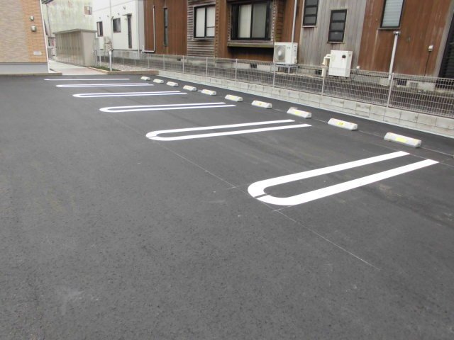 駐車場　駐車スペースもあります