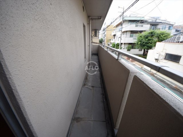 バルコニー　メゾンド社納　バルコニー