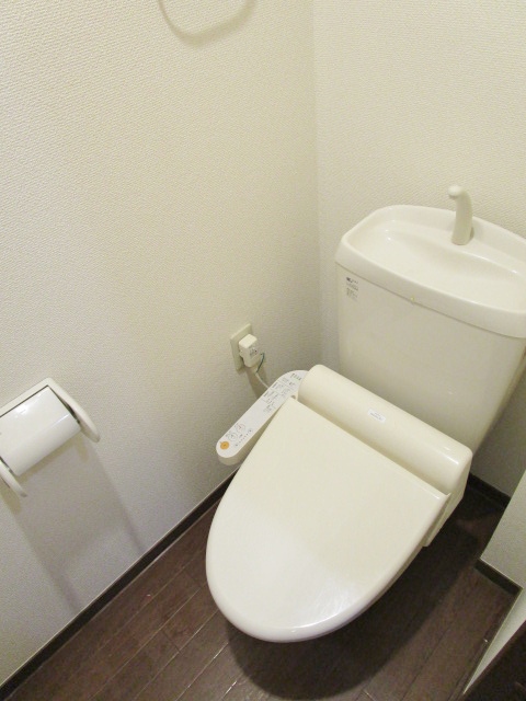 コート・エボニーのトイレ写真