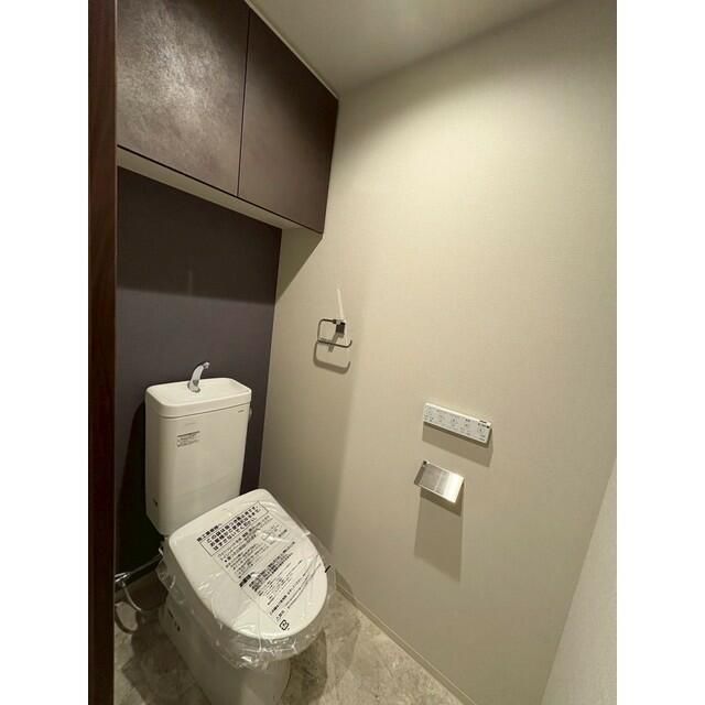 ＪＲ中央線 八王子駅 徒歩7分 15階建 築2年のトイレ写真