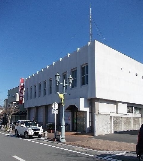 銀行　鹿児島銀行加世田支店（銀行）まで1200m