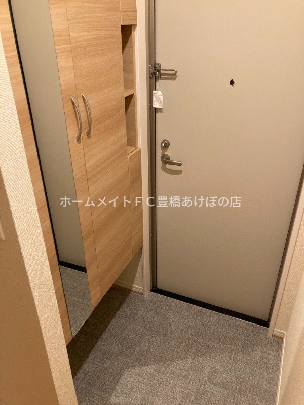 ソレイユ入船の玄関写真