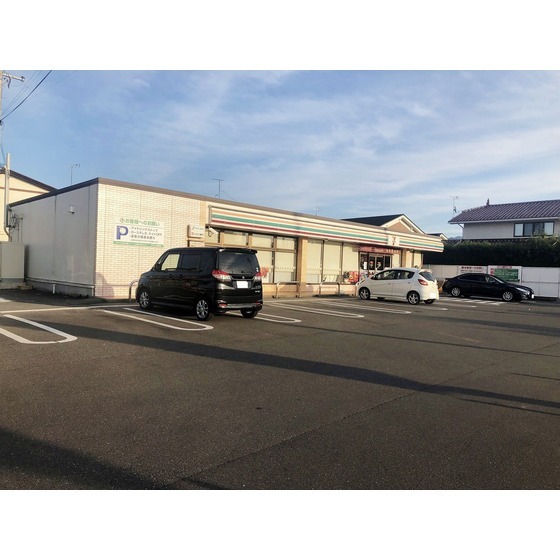 コンビニ　セブンイレブン篠ノ井さいなみ団地（コンビニ）まで867m