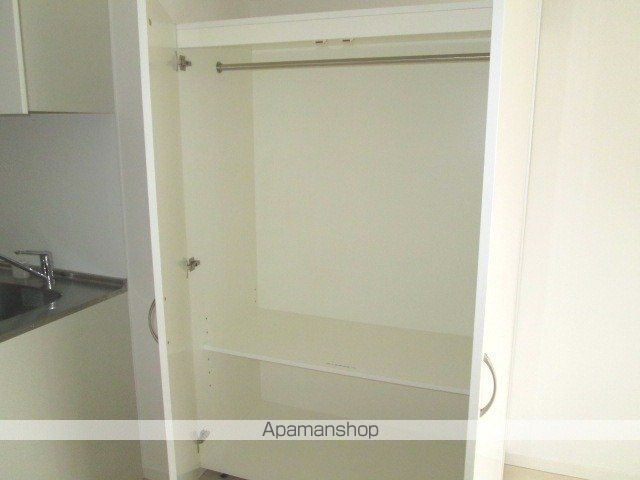 レジディア西新の内装写真