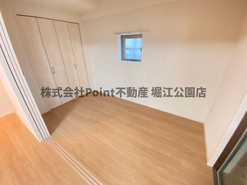 地下鉄御堂筋線 大国町駅 徒歩5分 11階建 築4年の居間写真