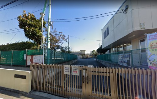 小学校　横浜市立岸谷小学校（小学校）まで637m