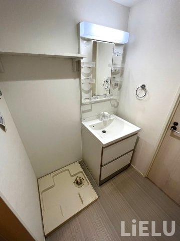 洗面設備　同シリーズ物件のモデルルームになります※現況優先