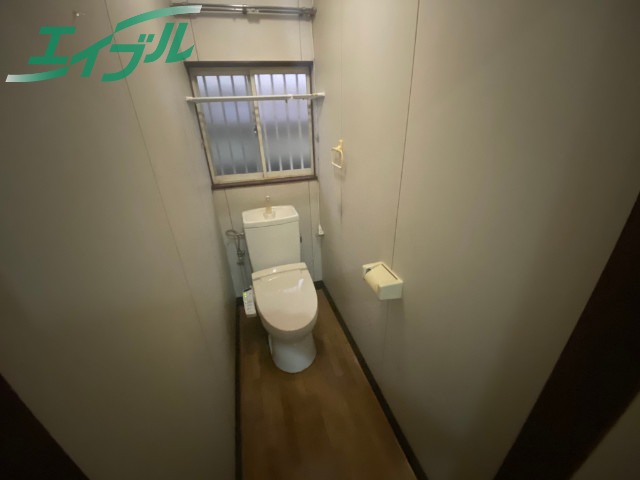 【長澤様貸家のトイレ】