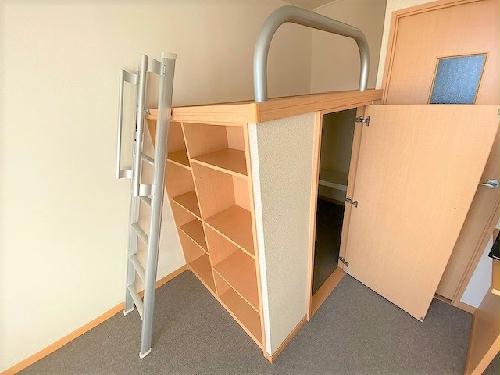 収納　お部屋によって絨毯の種類・家電のメーカー等が異なります