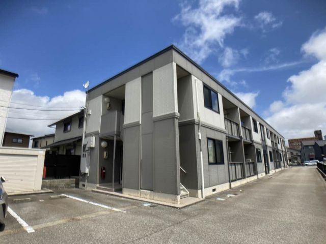 ブエノス本町の建物外観