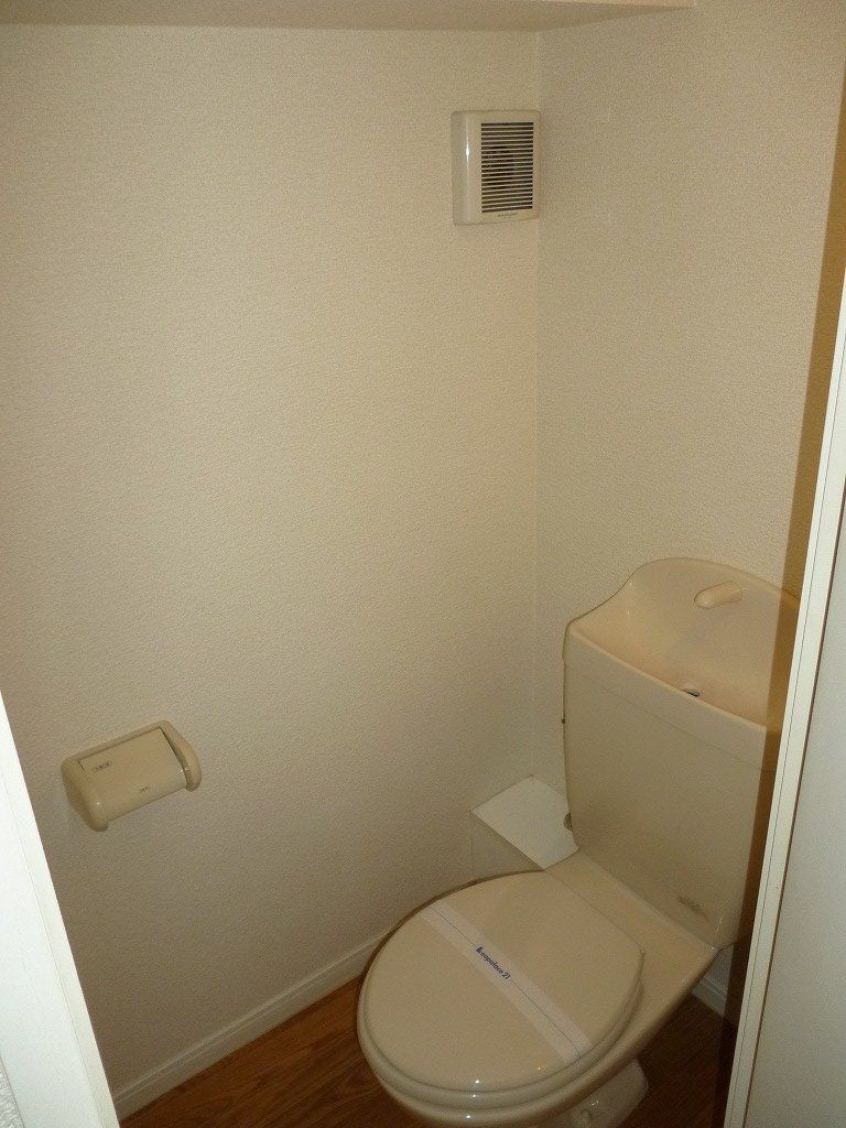 トイレ　設備・仕様は号室により異なる為、現況を優先致します。