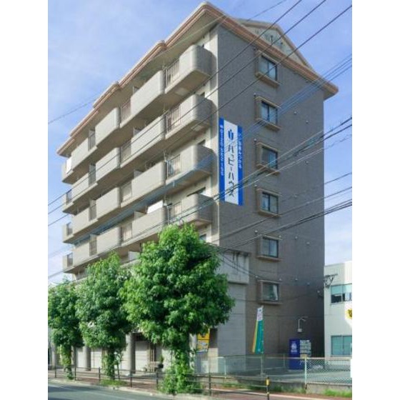 那珂川市中原のマンションの建物外観