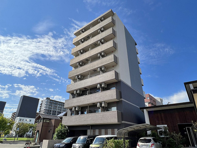 ダイアリー大分駅南の建物外観