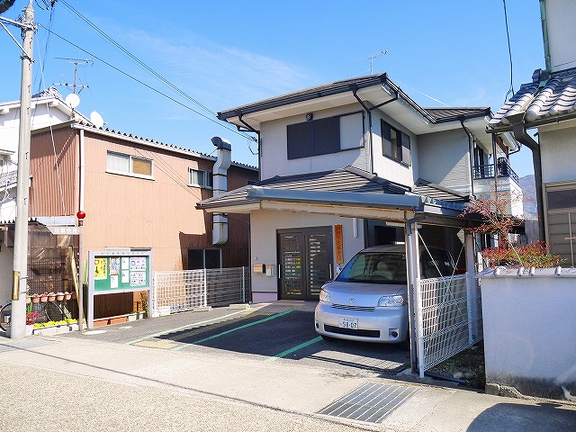 【桜井市大字辻のマンションの警察署・交番】