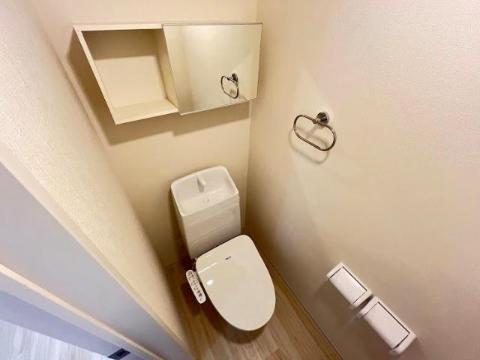 クレル リヴィエール　トイレ　トイレ