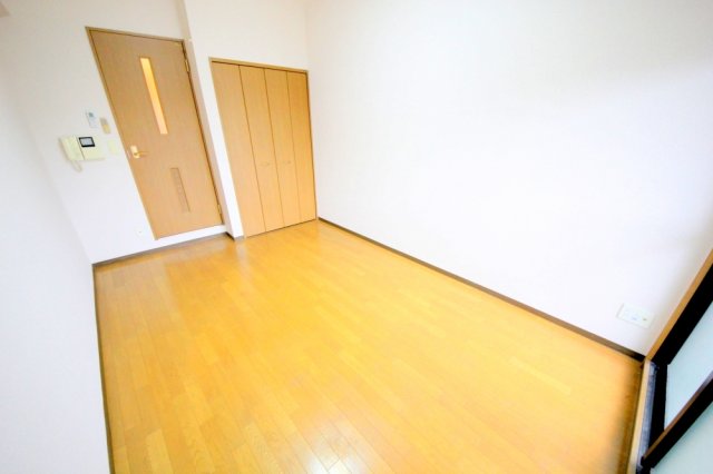 居室・リビング　新梅田プライム