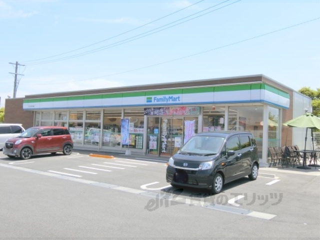 コンビニ　ファミリーマート近江八幡六枚橋（コンビニ）まで1000m