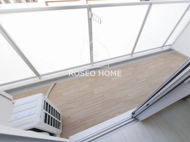 バルコニー　同マンション別部屋：参考写真