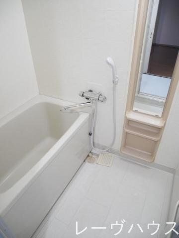 バス・シャワールーム　バス