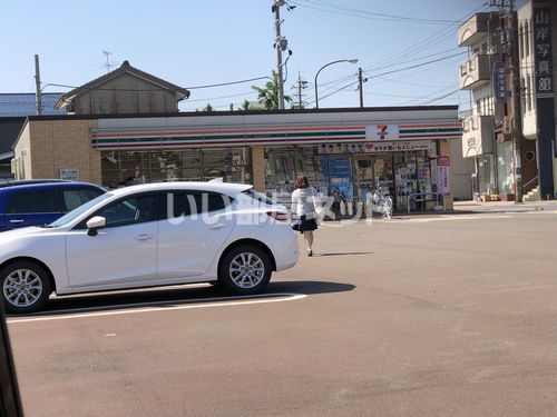 コンビニ　セブンイレブン 福井文京3丁目店（コンビニ）まで336m