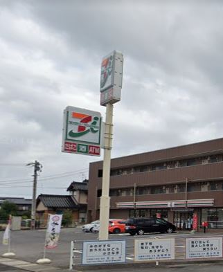 コンビニ　セブンイレブン 東出雲インター店（コンビニ）まで359m