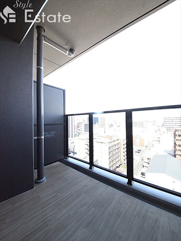 バルコニー　バルコニー