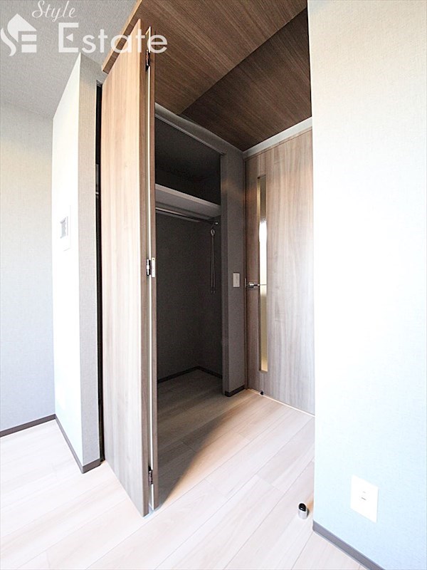 収納　クローゼット