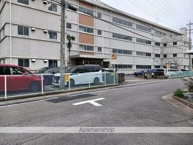 小学校　岐阜市立島小学校（小学校）まで650m