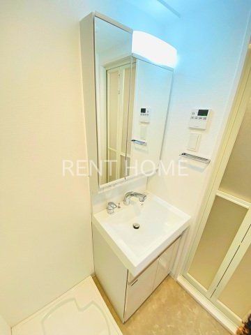 洗面設備　シャンプードレッサー