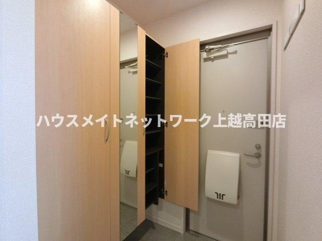 その他設備　シューズボックス