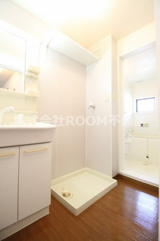 洗面設備　コンパクトで使いやすい洗面所