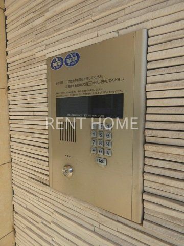 エントランス　オートロック完備