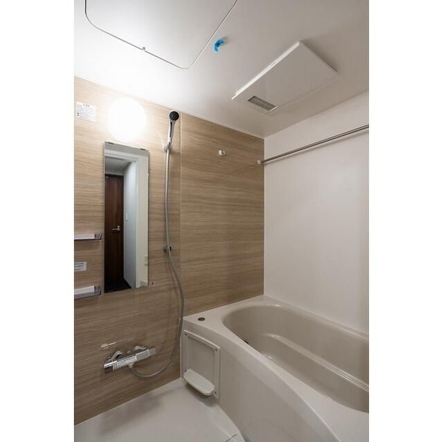 バス・シャワールーム　お風呂です