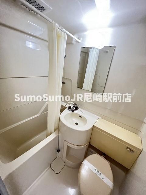 バス・シャワールーム　お風呂です