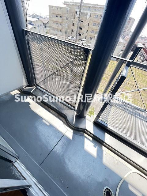 バルコニー　お洗濯にも便利なバルコニー付き