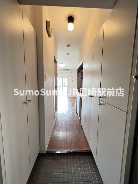 玄関　ゆったりとした玄関です