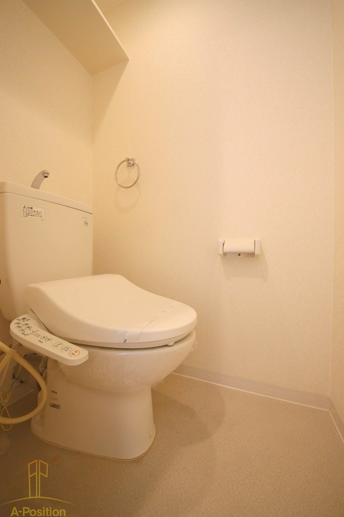 トイレ　メゾン・ド・ヴィレ大阪城公園前