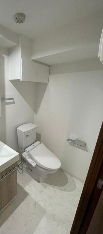 トイレ　別号室参考写真