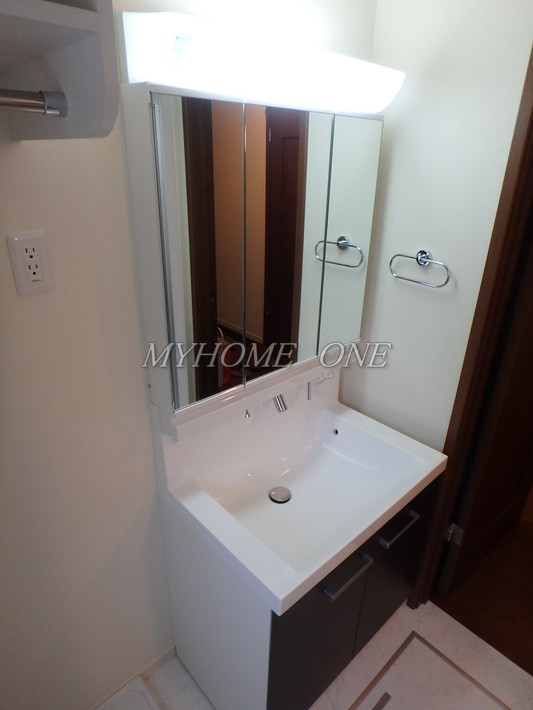 洗面設備　洗髪洗面台