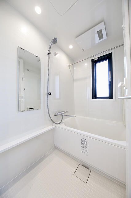 バス・シャワールーム　日々の疲れを癒すお風呂付です