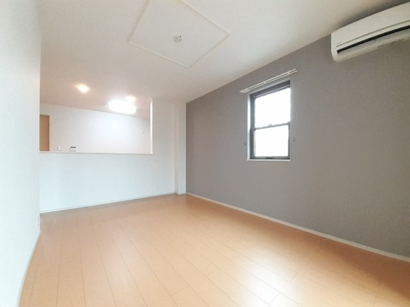 居室・リビング　図面と現状に相違がある場合には現状を優先