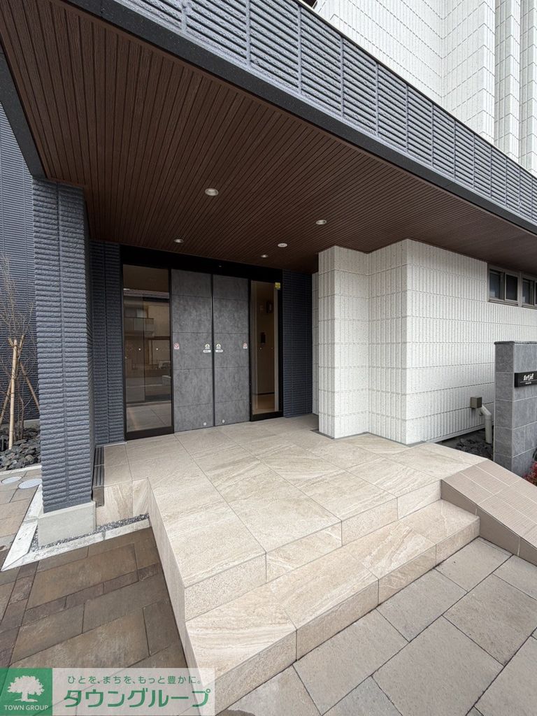 エントランス　エントランス